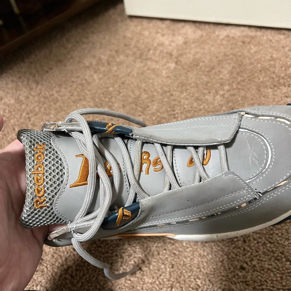 Reebok The Answer DMX 10 Allen‎ Iverson Size 8.5 - Picture 2 of 8